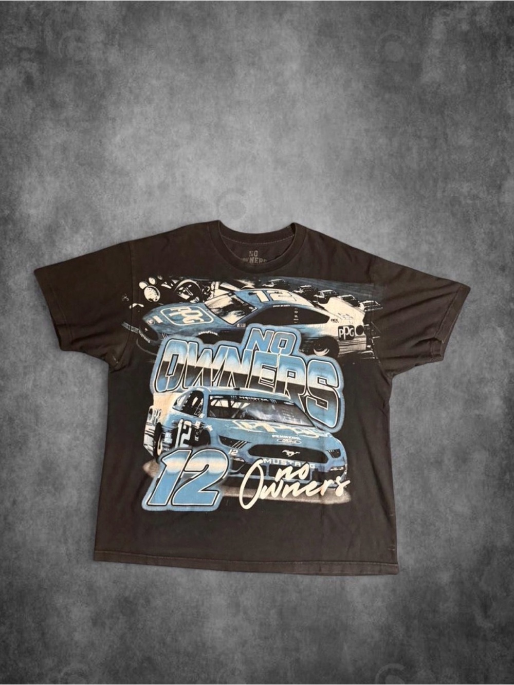 No Owners black racing tee